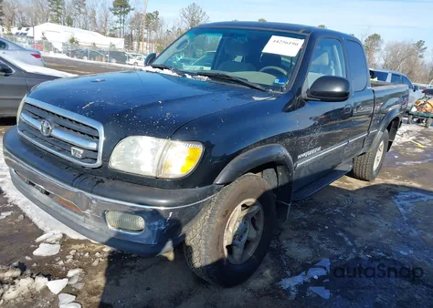 2001 Toyota Tundra Ltd V8 from USA, damaged, VIN 5TBBT48151S190793